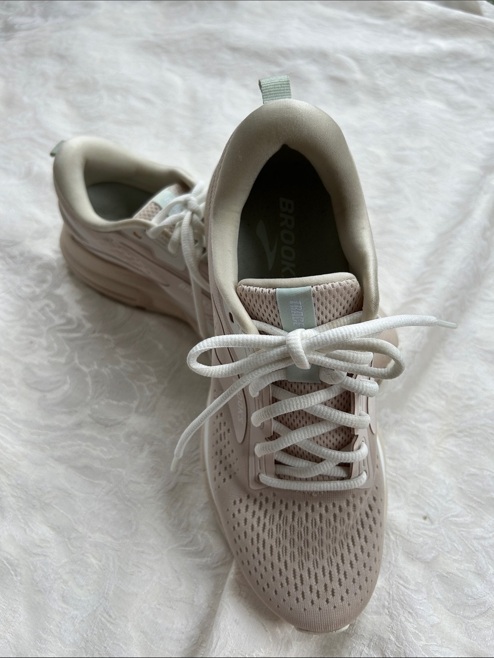 Brooks Women's Sneakers Trace 3